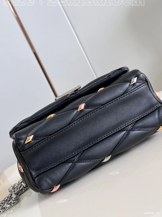 WIS GO-14-23*16*10CM LOUIS VUITTON Pico 1004